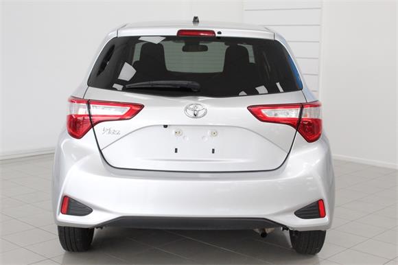 2017 Toyota Vitz 1.0 Petrol
