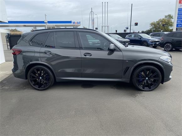 2022 BMW X5 M50d