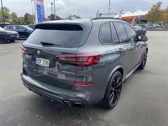 2022 BMW X5 M50d