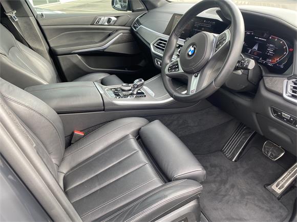 2022 BMW X5 M50d