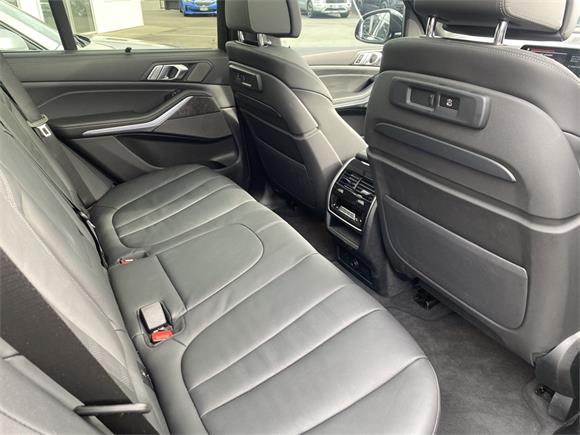 2022 BMW X5 M50d