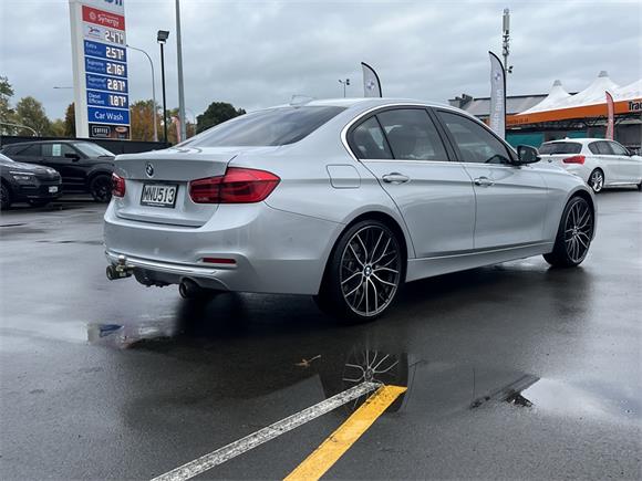 2019 BMW 340i Sedan Luxury Line