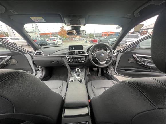 2019 BMW 340i Sedan Luxury Line