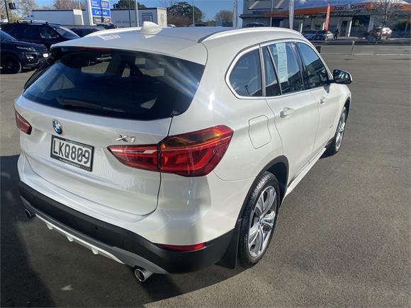 2017 BMW X1 sDrive20i Sport Line