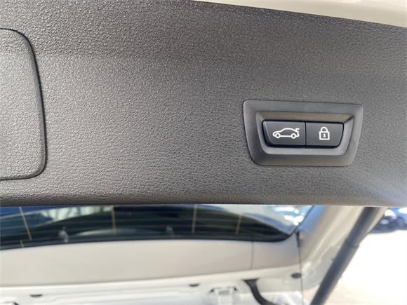 2017 BMW X1 sDrive20i Sport Line