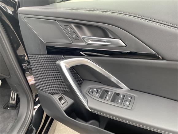 2024 BMW iX1 eDrive20
