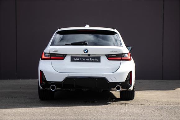 New BMW 320d X Drive Touring
