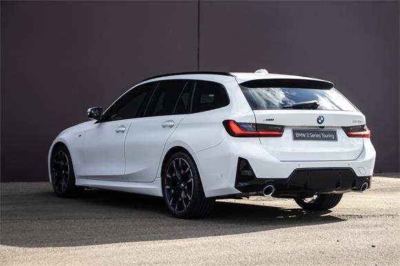 New BMW 320d X Drive Touring