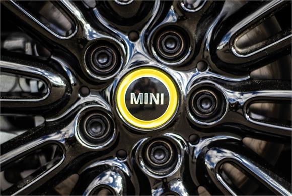 2023 MINI Cooper F56