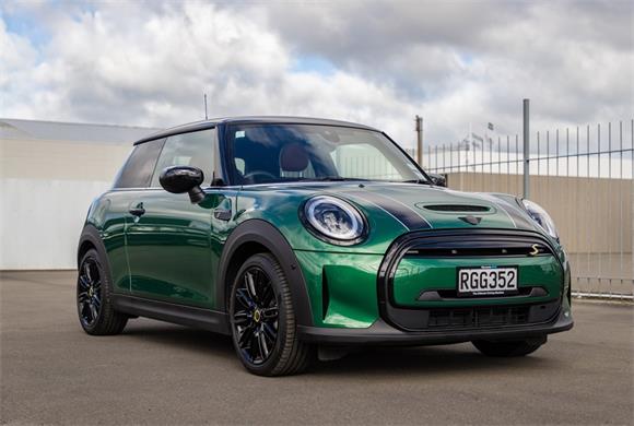2023 MINI Cooper F56