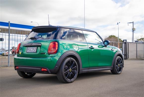 2023 MINI Cooper F56