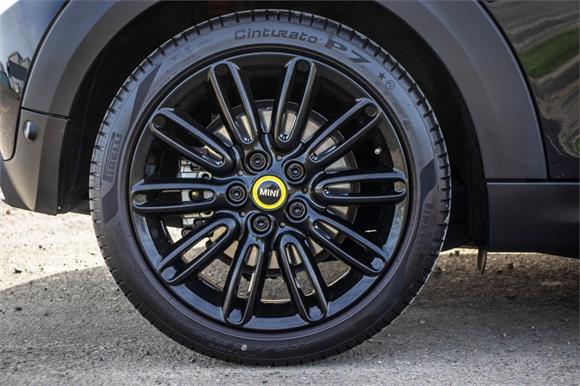 2023 MINI Cooper F56