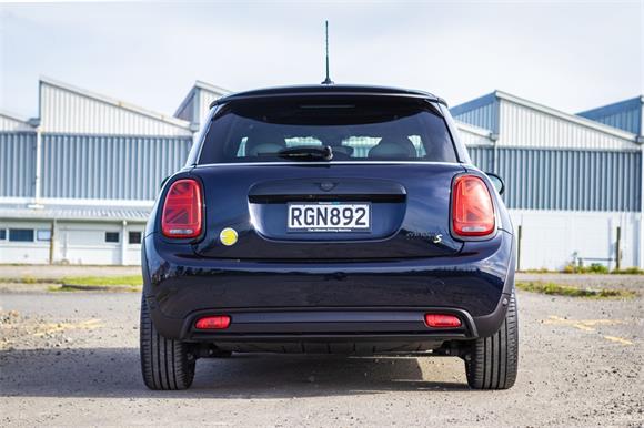 2023 MINI Cooper F56