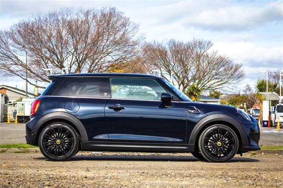 2023 MINI Cooper F56