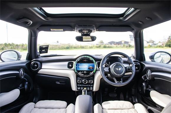 2023 MINI Cooper F56