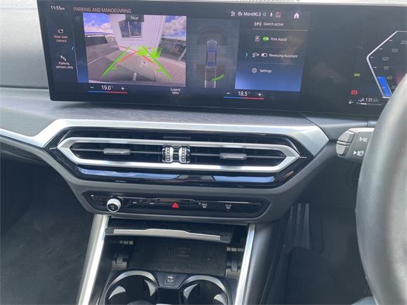 2023 BMW 330e G20
