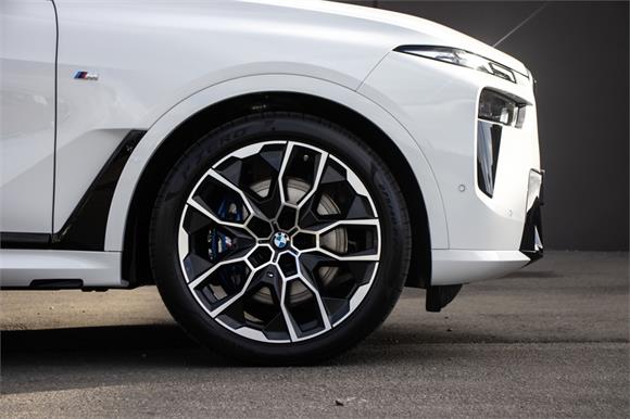 New BMW X7 xDrive40d