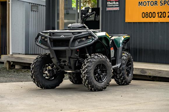 New Can-Am Outlander PRO XU HD7