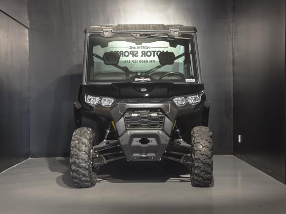 New Can-Am Defender HD9 XU