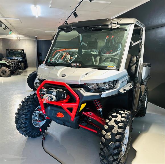 2025 Can-Am Defender HD 10 XMR Demo