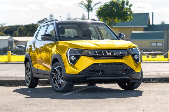 Mahindra XUV 3XO 3XO AX7L 2026