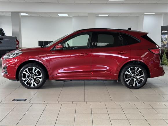 2022 Ford Escape ST-Line X Phev