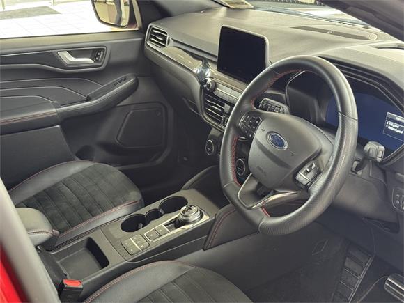 2022 Ford Escape ST-Line X Phev