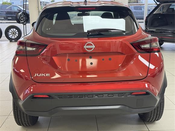New Nissan Juke ST