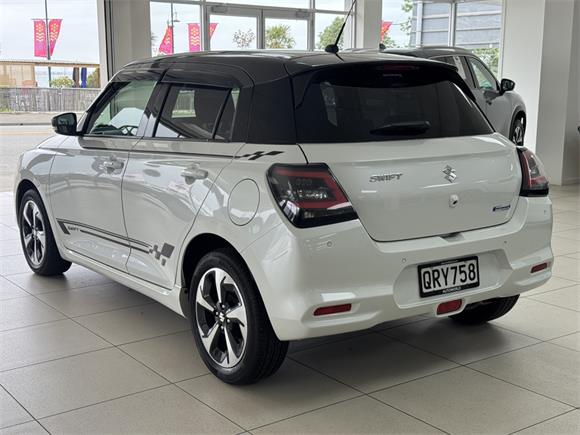 2024 Suzuki Swift RSC 1.2PMH/CVT