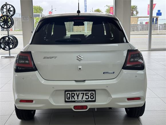2024 Suzuki Swift RSC 1.2PMH/CVT