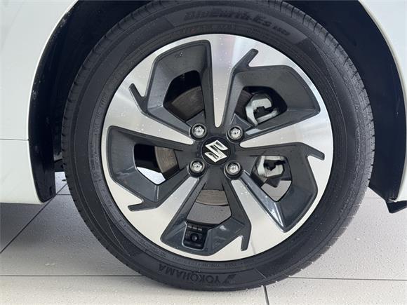 2024 Suzuki Swift RSC 1.2PMH/CVT