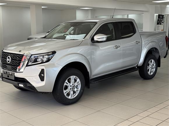 New Nissan Navara ST 4WD Double Cab