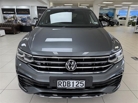 2025 Volkswagen Tiguan R-Line