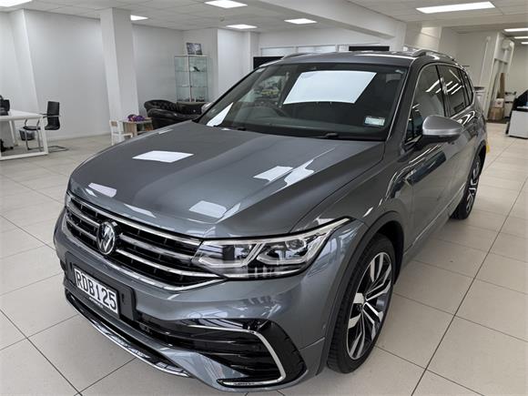 2025 Volkswagen Tiguan R-Line