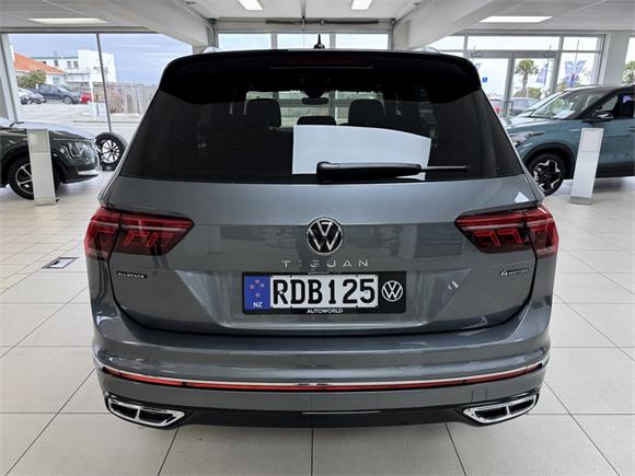 2025 Volkswagen Tiguan R-Line