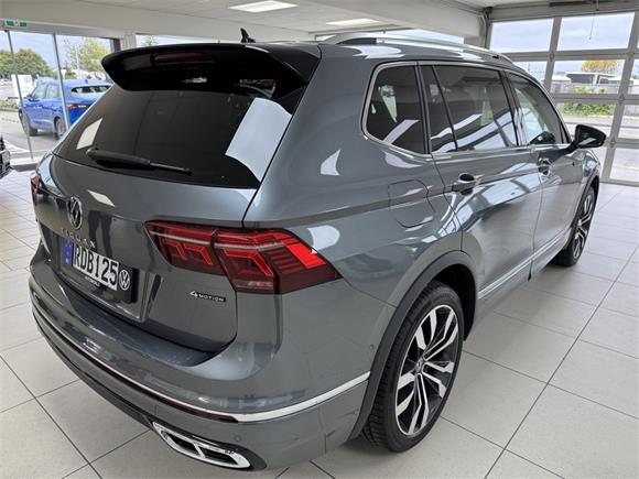 2025 Volkswagen Tiguan R-Line