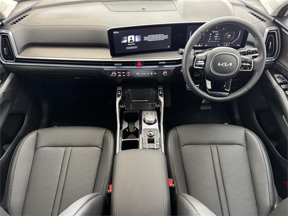 New Kia Sorento Deluxe 2.2 Diesel AWD