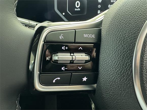 New Kia Sorento Deluxe 2.2 Diesel AWD