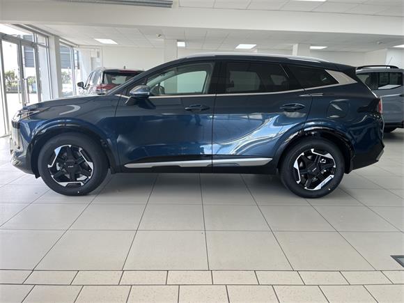 New Kia Sportage HEV Earth