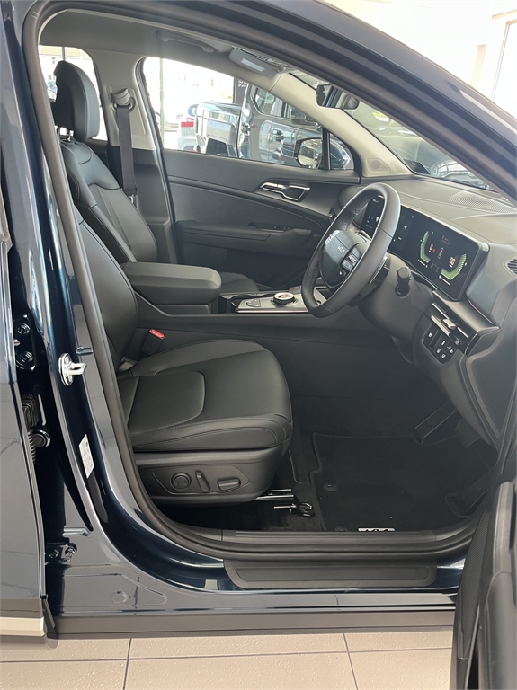 New Kia Sportage HEV Earth