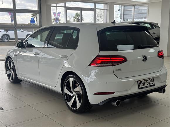 2019 Volkswagen Golf