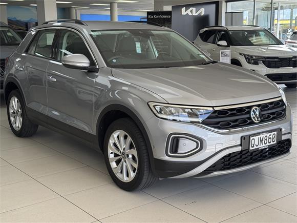 Volkswagen T-Roc TSI Life 2023