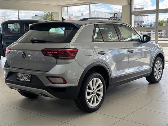2023 Volkswagen T-Roc TSI Life