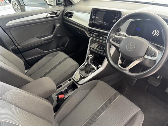 2023 Volkswagen T-Roc TSI Life