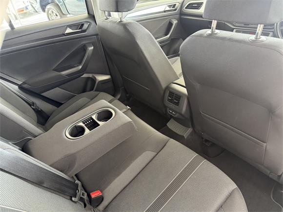 2023 Volkswagen T-Roc TSI Life