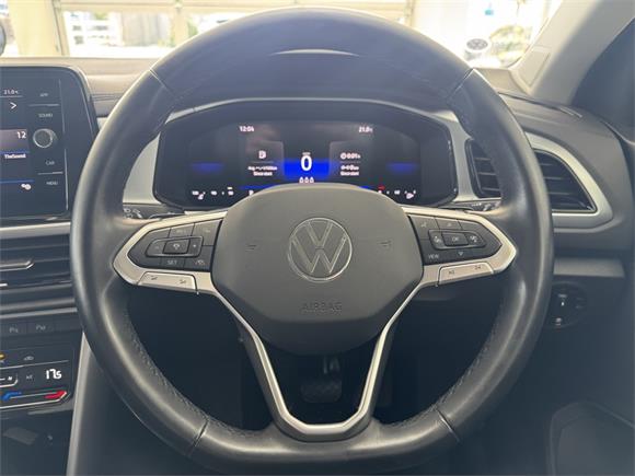 2023 Volkswagen T-Roc TSI Life