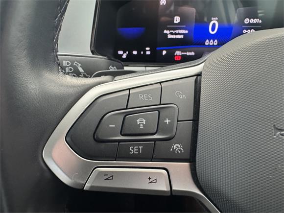 2023 Volkswagen T-Roc TSI Life