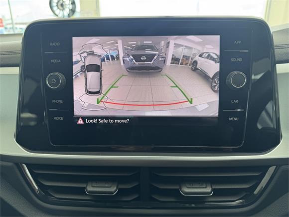 2023 Volkswagen T-Roc TSI Life