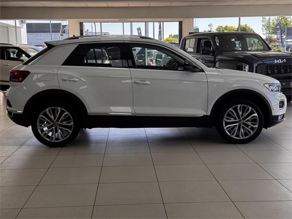 2021 Volkswagen T-Roc TSI Style