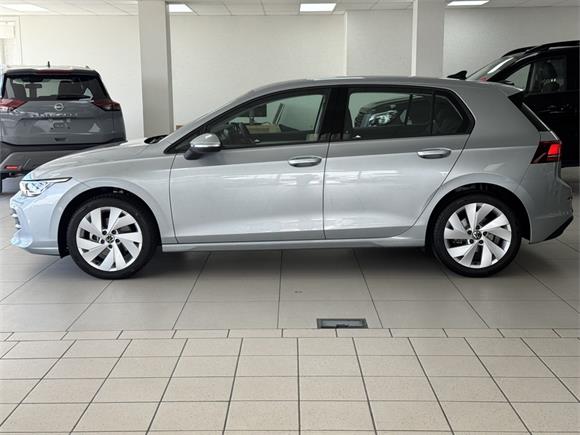 2025 Volkswagen Golf Life